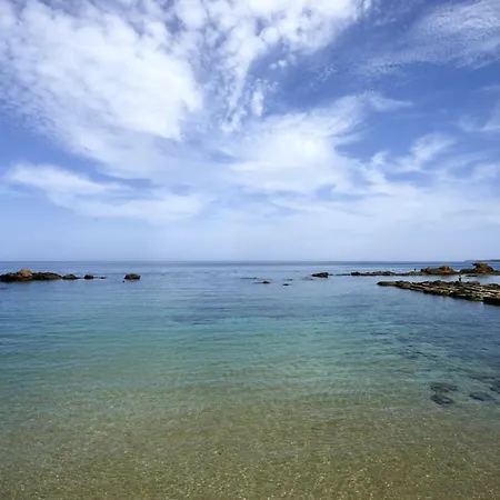 Elvina City House アパート