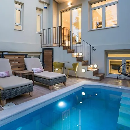 Elvina City House Apartment *