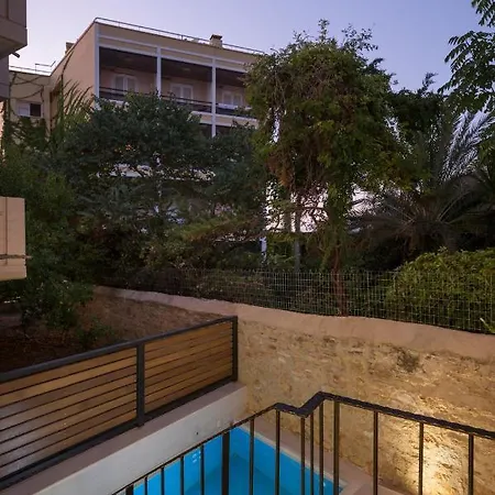 アパート Elvina City House *