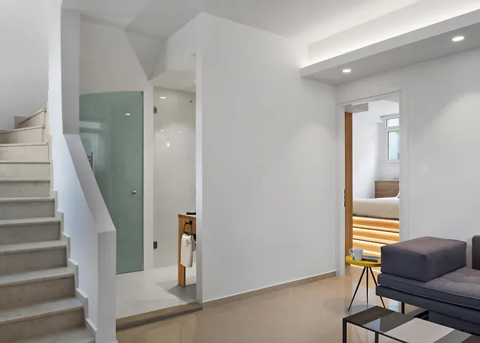 Elvina City House Apartamento