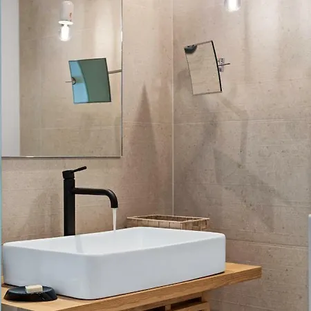 Elvina City House Apartment *